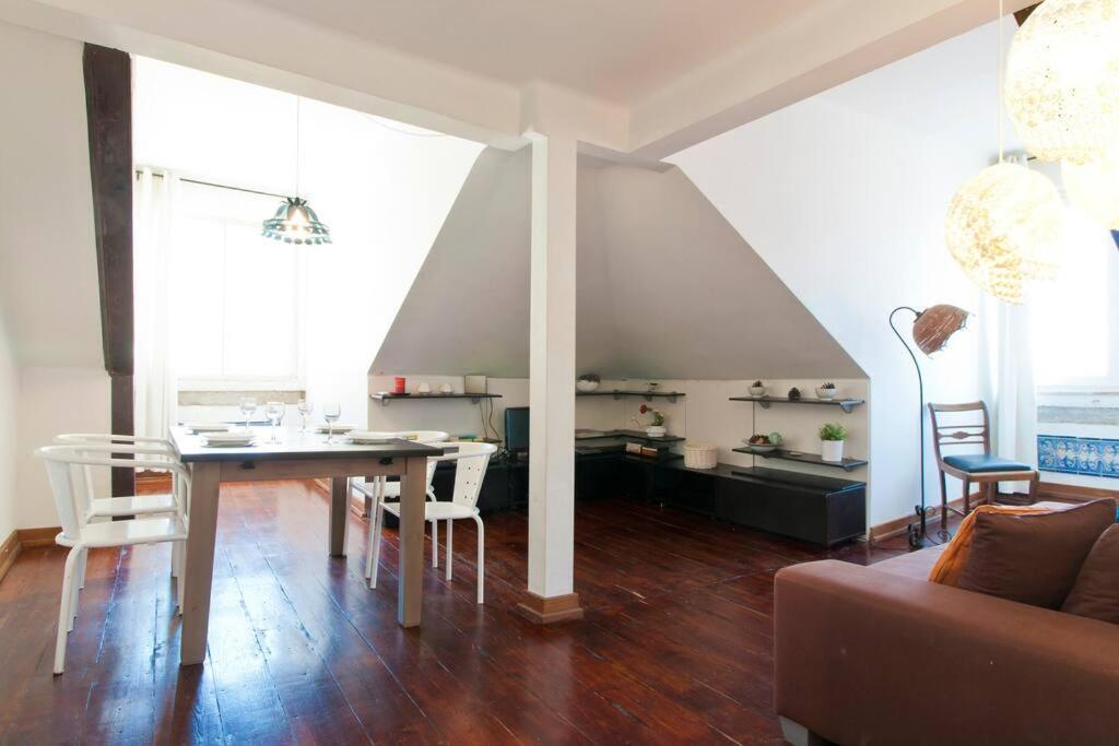 Location Spacious Charming 2 Great Views Apartamento Lisboa